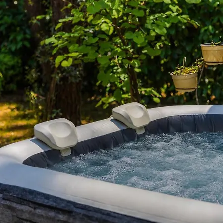 The Garden Jacuzzi By Ps Appartement *